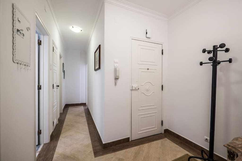 Apart Lisboa Confortavel 2 Quartos Com Terraco Одівелаш Екстер'єр фото
